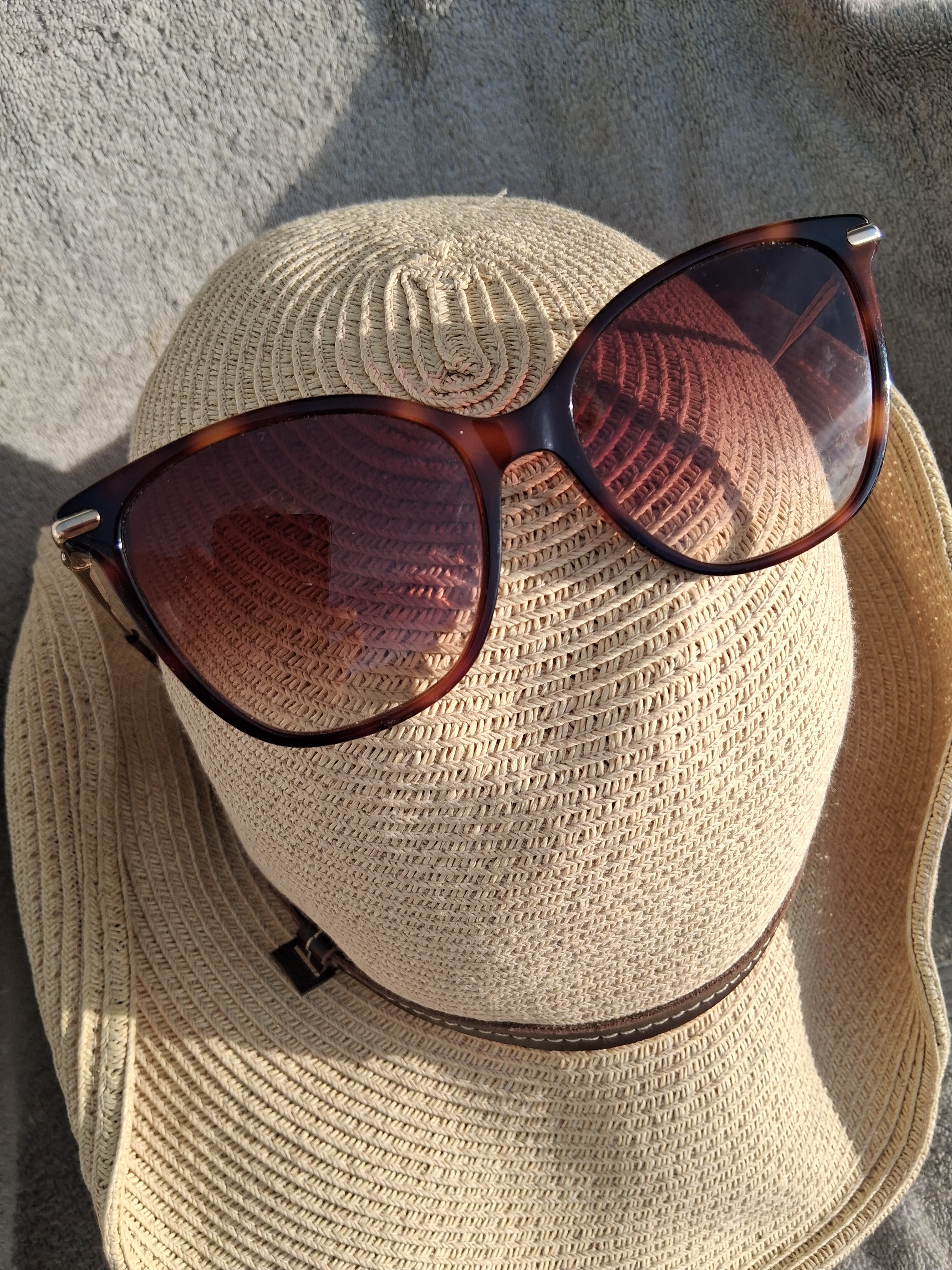 Longchamp Women's Tortoiseshell Frame Sunglasses With Brown Gradient Lenses